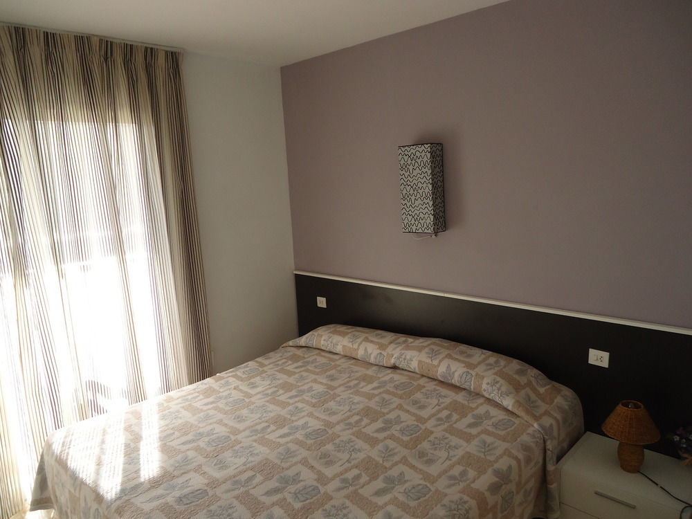 Apartamentos Antillas Fenals Lloret de Mar Kültér fotó