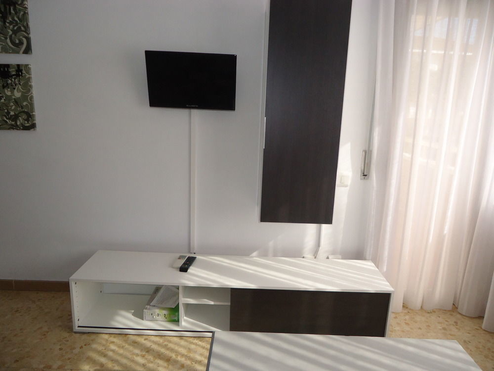 Apartamentos Antillas Fenals Lloret de Mar Kültér fotó