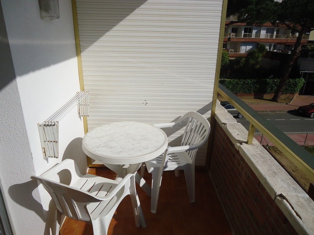 Apartamentos Antillas Fenals Lloret de Mar Kültér fotó