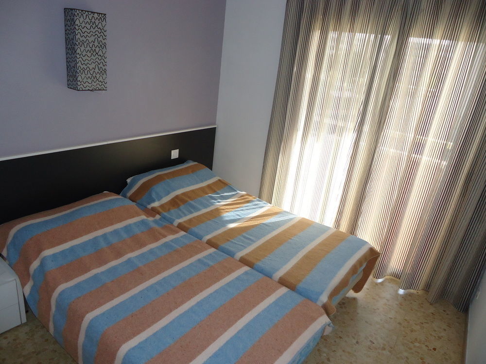 Apartamentos Antillas Fenals Lloret de Mar Kültér fotó