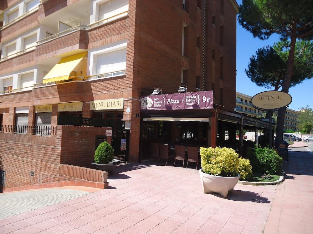 Apartamentos Antillas Fenals Lloret de Mar Kültér fotó